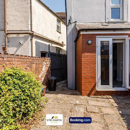 Comfy 3Bed House By Stirkmartin Stays Short Lets & Serviced Accommodation Cardiff With Free Parking & 8Mins To City Centre Екстер'єр фото