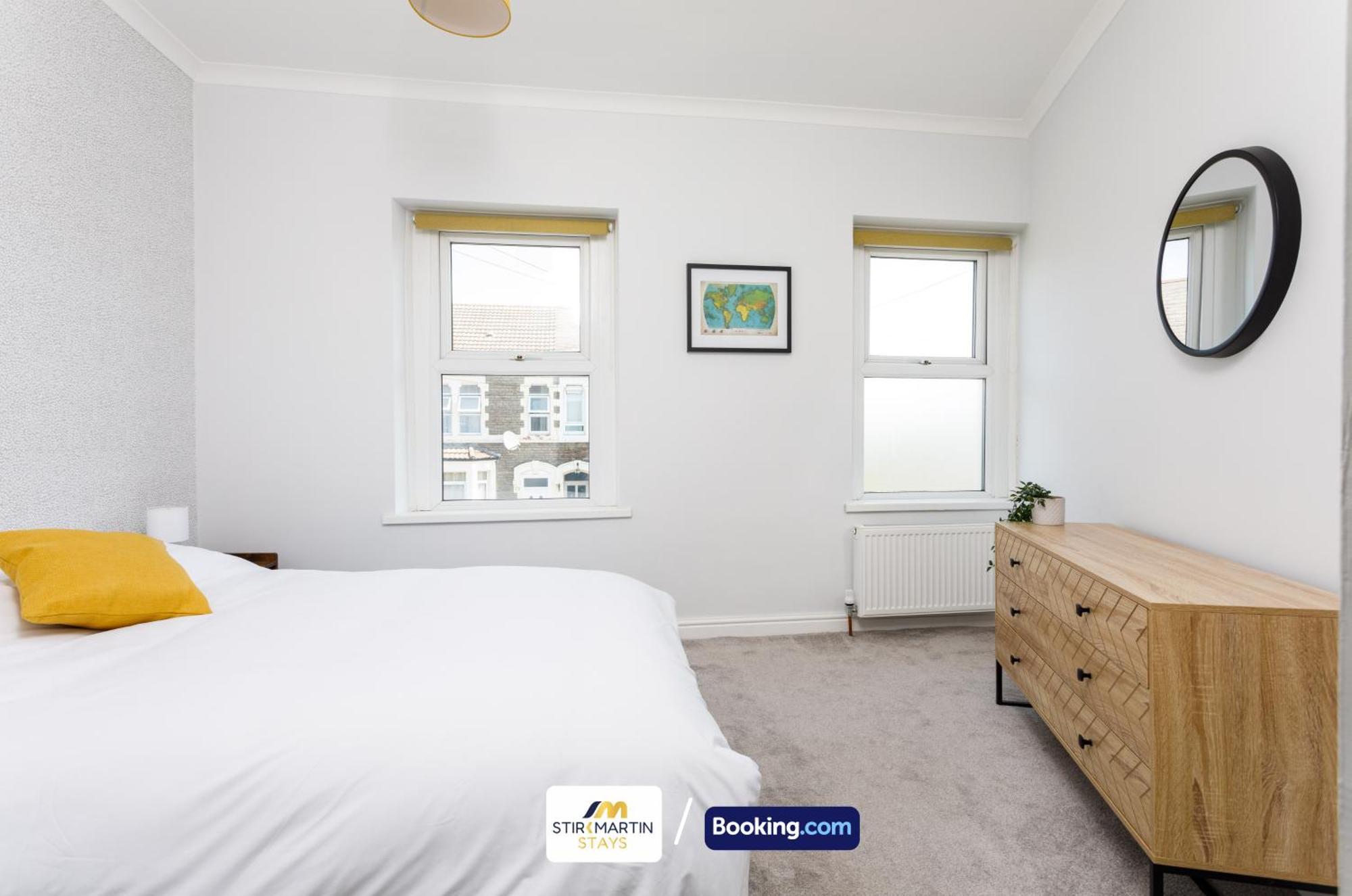 Comfy 3Bed House By Stirkmartin Stays Short Lets & Serviced Accommodation Cardiff With Free Parking & 8Mins To City Centre Екстер'єр фото